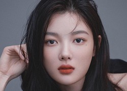 Loạt ảnh đẹp ngỡ ngàng của 'sao nhí quốc dân' Kim Yoo Jung