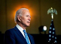 Nguy cơ suy thoái kép của Mỹ thách thức ông Joe Biden