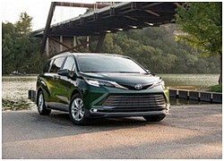 Toyota Sienna 2021 "chào hàng" đại gia Việt hơn 4 tỷ đồng