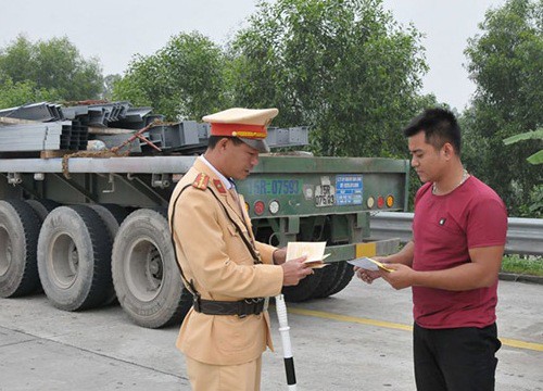 Trừ điểm giấy phép lái xe không phải hình thức xử phạt vi phạm hành chính