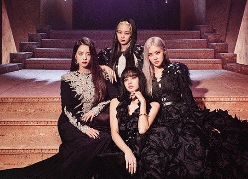 Cô dâu và nhóm bạn gây sốt khi cover vũ đạo của BLACKPINK