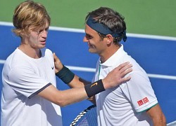 Federer đưa ra lời "sấm truyền", sao trẻ Rublev "ngã ngửa" vì quá đúng