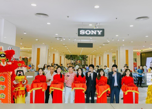 Khai trương Sony Center tại Royal City Hà Nội: trải nghiệm sản phẩm Sony mới nhất