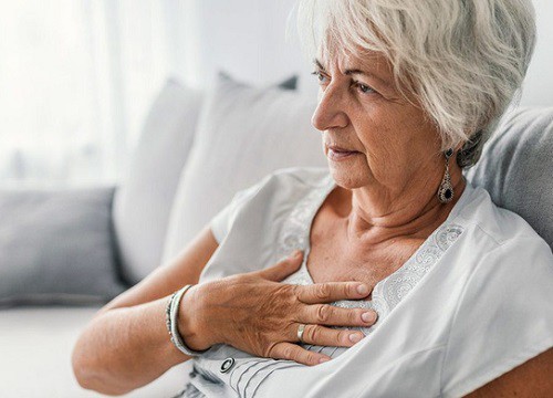 Làm cách nào để phân biệt bệnh phổi tắc nghẽn mãn tính (COPD) và viêm phế quản mãn tính?