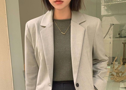 5 mẫu áo quá hợp để diện cùng blazer, bạn cần biết hết để không bao giờ thất bại trong chuyện mặc đẹp