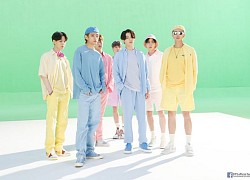 Trang phục của BTS trong MV "Dynamite" sẽ được bán đấu giá làm từ thiện với giá khởi điểm 20.000 USD