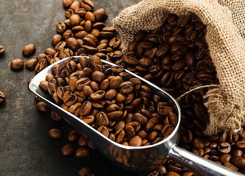 Giá cà phê hôm nay 3/12: Cà phê Arabica quay đầu tăng, giá Robusta lập kỷ lục sau hơn 3 tháng