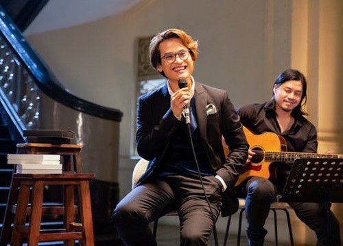 Hà Anh Tuấn phát hành album "Cuối ngày người đàn ông một mình" và vé live concert "The Veston"