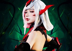 Cosplay Violet Huyết ma thần, nữ thu ngân của Trực Tiếp Game Shop khiến ai xem cũng phấn khích vì body "chuẩn đét"