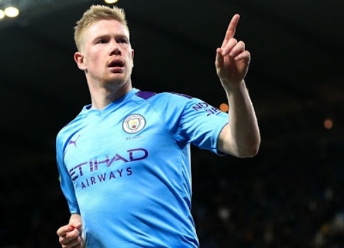 Hậu vệ chơi nghịch cánh của Man City quan trọng như De Bruyne