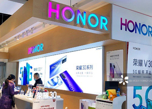 Honor hồi sinh sau khi tách khỏi Huawei, được cấp giấy phép hợp tác với Microsoft