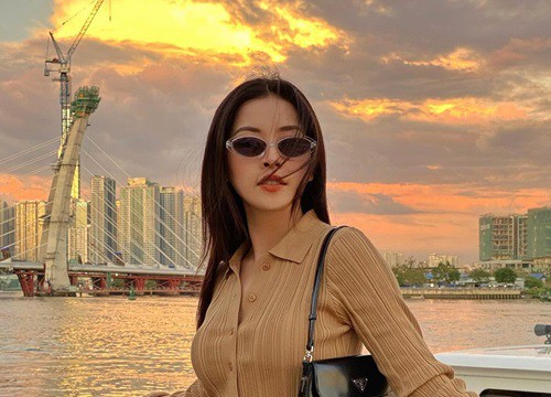 Instagram look của sao Việt: Ngọc Trinh diện áo cắt khoét nhìn mà ngượng thay, Xoài Non đơn giản mà xinh ngất