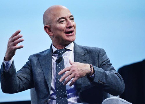 Lý do Jeff Bezos hay làm việc lặt vặt mỗi ngày