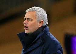 Mourinho nói phũ với cầu thủ Tottenham 4 trận không thắng