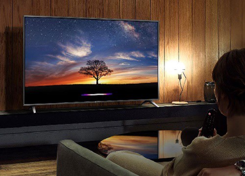 Nhiều mẫu TV 4K đồng loạt giảm giá dịp cuối năm