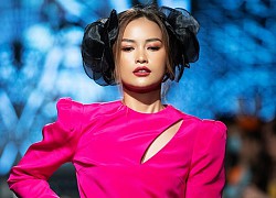 Siêu mẫu Thu Hằng diện đầm nhung, thần thái ngút ngàn sau thời gian dài vắng bóng trên sàn catwalk