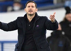 Bị sờ gáy, Lampard vẫn nắm giữ kim bài miễn tử tại Chelsea