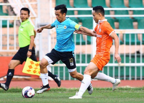 CLB Hà Nội hòa 3-3 trước tân binh V.League