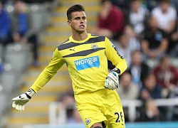 Thủ môn Karl Darlow hóa siêu nhân trong ngày Newcastle cầm hòa Liverpool