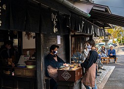 Bí quyết tồn tại qua hơn 1 thiên nhiên kỷ của tiệm bánh mochi nướng ở Nhật Bản: Suốt 1020 năm chỉ làm 1 sản phẩm duy nhất và cố gắng làm thật tốt!