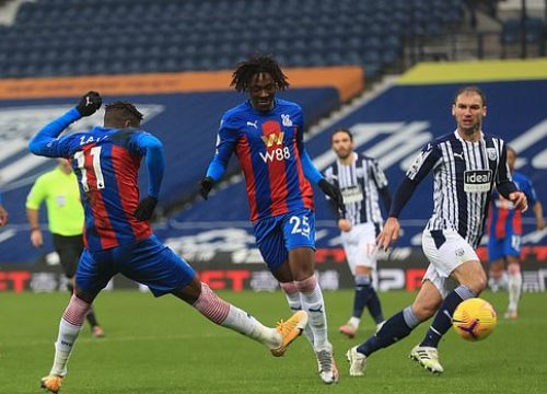 Cựu SAO MU Zaha thăng hoa: Ghi 2 hay 3 bàn hạ West Brom?