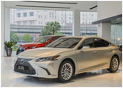 Lexus ES 2021 giá từ 2,54 tỷ đồng thay đổi những gì?