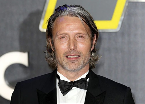 Mads Mikkelsen lên tiếng về việc thay thế Johnny Depp