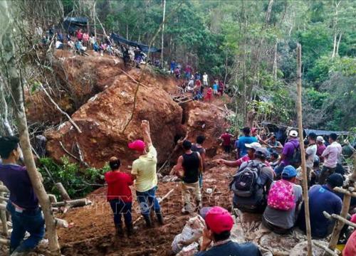 Nicaragua giải cứu các công nhân trong vụ sập mỏ