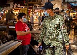 Philippines dọa đánh roi người vi phạm 'giãn cách xã hội'