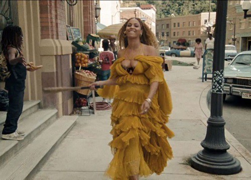 Quá trình tôn vinh vẻ đẹp của thời trang châu Phi của Beyoncé