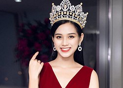 Tân hoa hậu Đỗ Thị Hà khoe chân dài miên man đọ sắc cùng Lương Thùy Linh, thân hình gầy gò gây chú ý