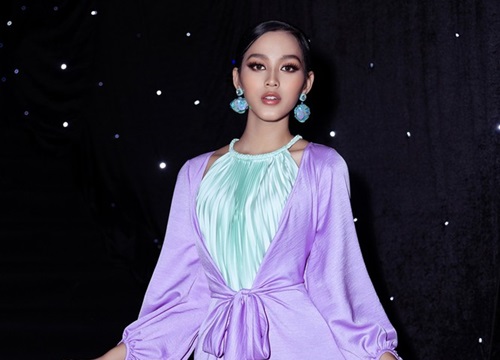 Ảnh hậu trường của Hoa hậu Đỗ Thị Hà xinh đẹp, thần thái khác hẳn trên sàn catwalk