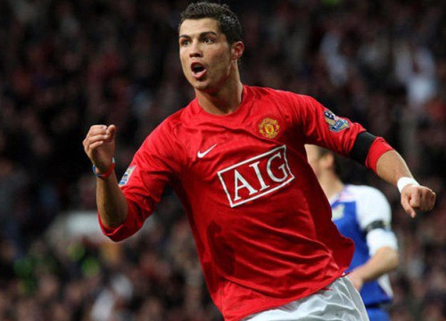 Chevrolet thách thức Jeep, quyết chi tiền đưa Ronaldo về Man United