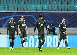 Man Utd thua mất mặt ở Champions League: Nước xa không cứu được lửa gần