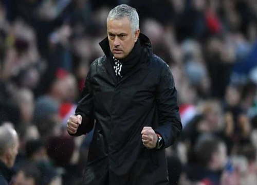 Thanh bảo kiếm sắc lẹm và nghệ thuật tối giản của Mourinho