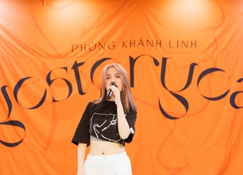 Clip: Phùng Khánh Linh dốc sức tập vũ đạo, vui mừng vì showcase đã "cháy vé"