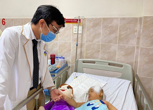 Cứu sống bệnh nhi nguy kịch vì nứt hộp sọ