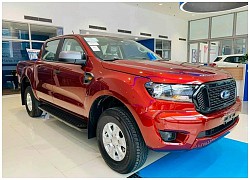 Ford Ranger 2021 bản cải tiến XLS MT giá 630 triệu đồng trang bị gì?