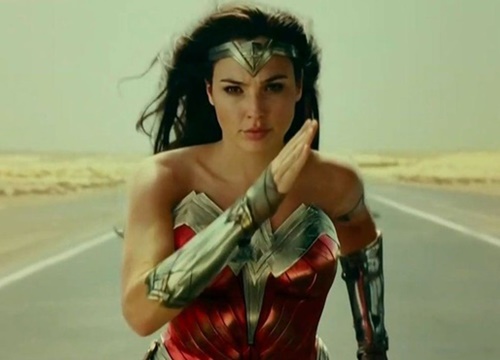 Lý do Warner Bros. có thể trả thêm cho Gal Gadot 10 triệu USD