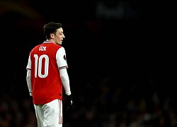 Ozil bị fan gọi là "Pogba của Arsenal", đáp trả lập tức như thế nào?