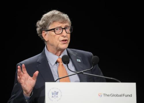 Bill Gates: Mỹ vẫn có nguy cơ tái bùng phát dịch COVID-19 vào đầu năm 2022