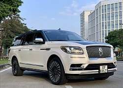 Cận cảnh "Du thuyền mặt đất" Lincoln Navigator - siêu SUV to nhất Việt Nam