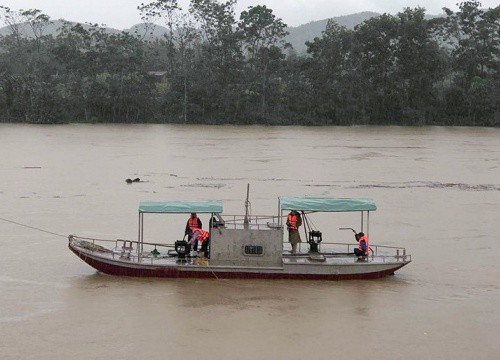 Chuyện những người "đếm mưa, đo nước"