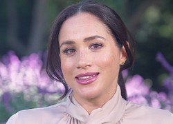 Meghan Markle lần đầu tiên xuất hiện sau khi chia sẻ thông tin sảy thai, vẻ ngoài khác lạ của nàng dâu hoàng gia gây chú ý