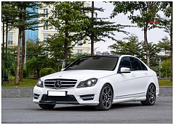 Bán xe sau 6 năm với ODO chỉ 20.000km, chủ nhân Mercedes-Benz C 300 AMG Plus chia sẻ: 'Tôi mua xe chỉ để trưng bày'