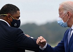 Cố vấn thân cận của Biden nhiễm nCoV