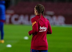 Griezmann gây chú ý với mái tóc tết bím