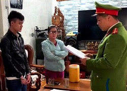 Không có tiền trả nợ, thuê ô tô tự lái đem đi cầm cố