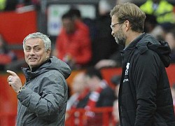 Mourinho và chiếc xe buýt đổi màu