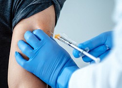 Nhiều nước triển khai tiêm phòng vaccine ngừa Covid-19